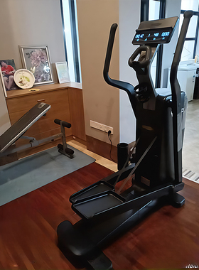 Technogym泰诺健可折叠椭圆机Elliptical