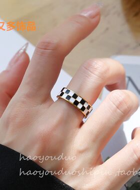 黑白方格棋盘格戒指钛钢潮流