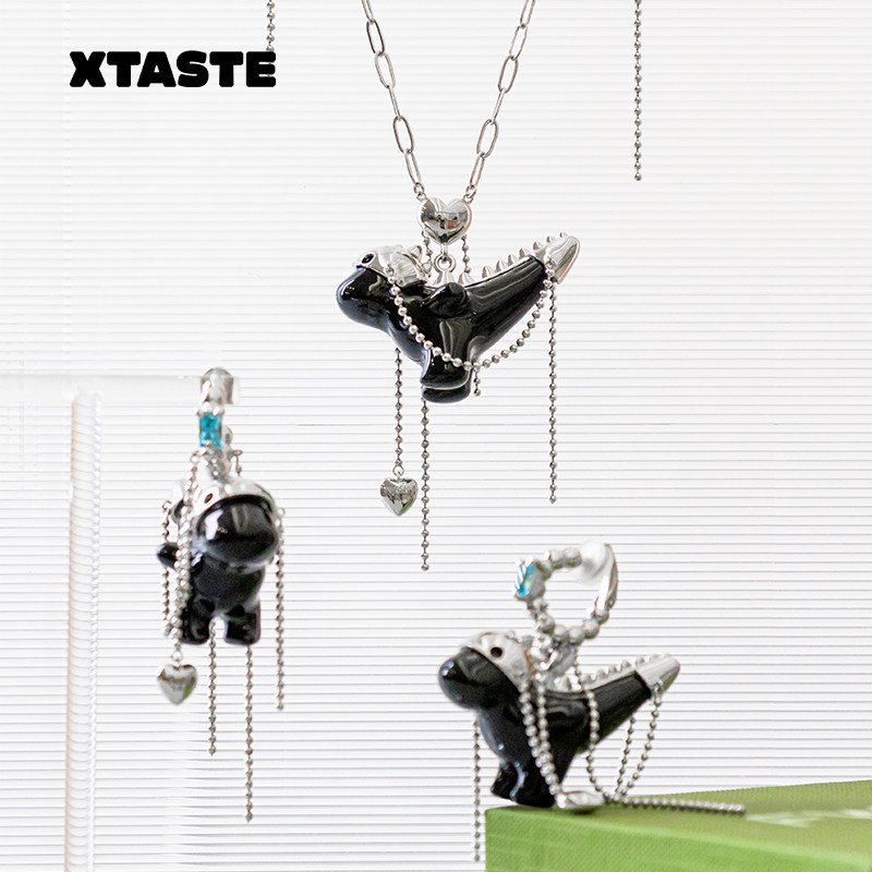 XTASTE FWISH飞未夕 黑珐琅恐龙爱心形流苏项链 耳钉 耳夹 精致款