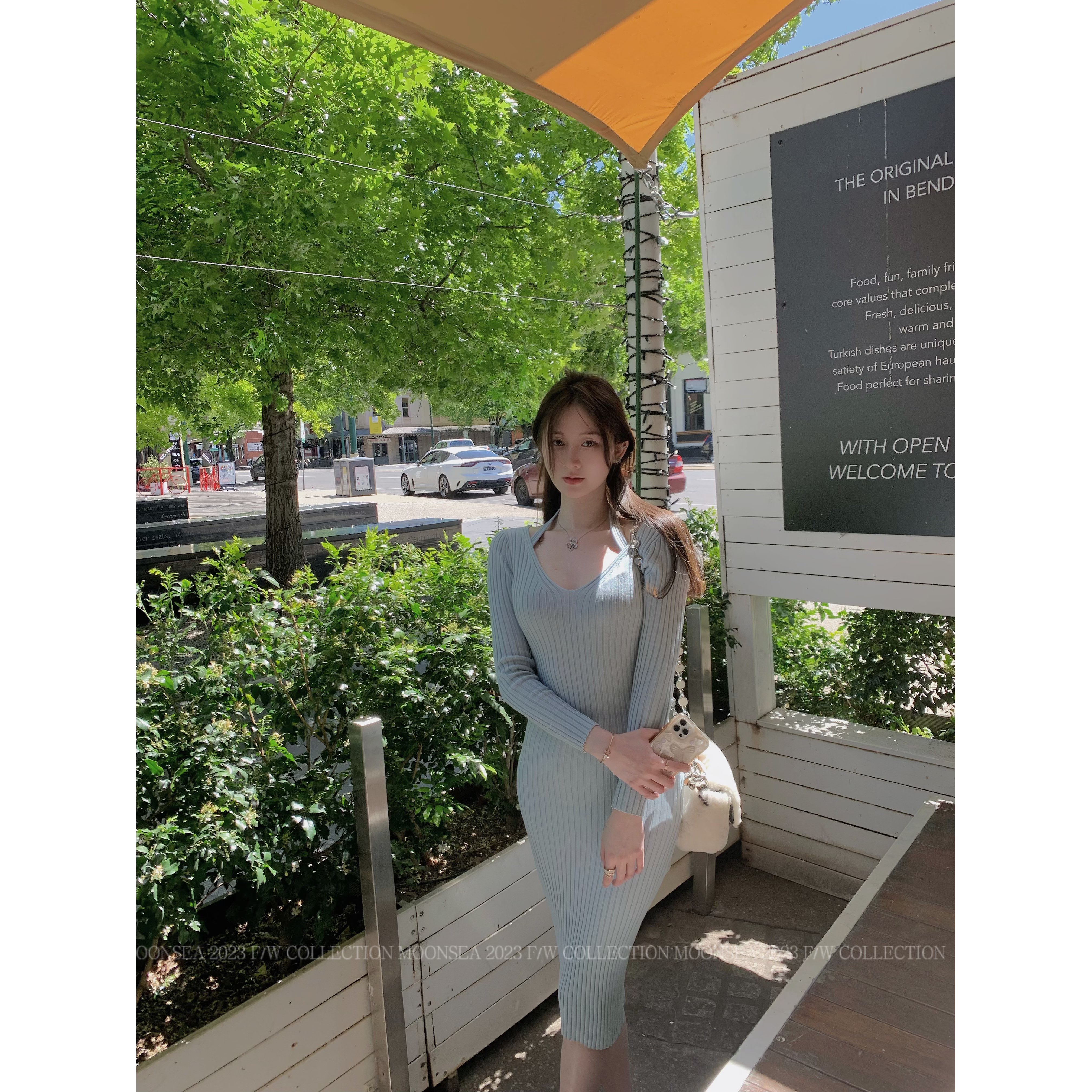 挂脖针织显身材连衣裙韩系包臀