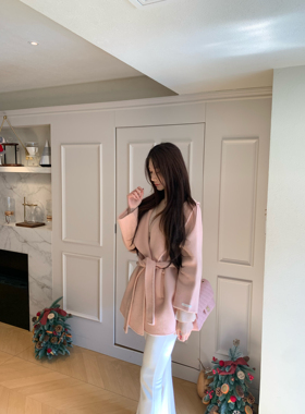 ke7en 西柚粉翻领系带中长款大衣