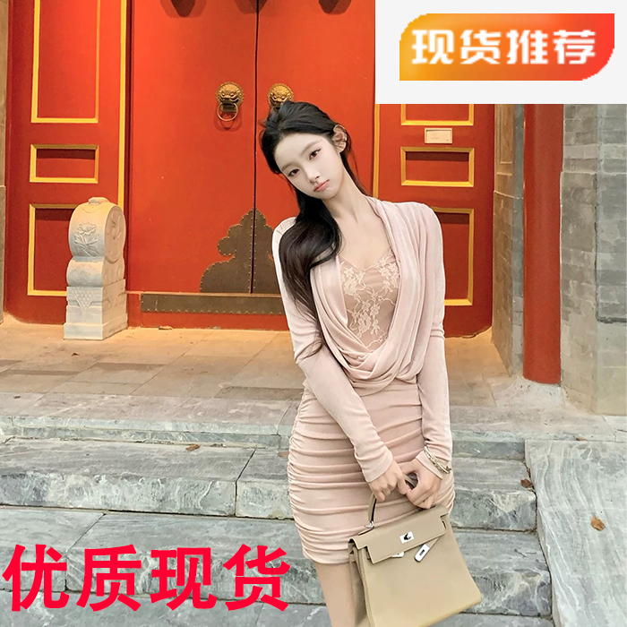 Hotdog 热狗很辣赫斯玫瑰 圣诞甜心 新年圣诞红色荡领连衣裙