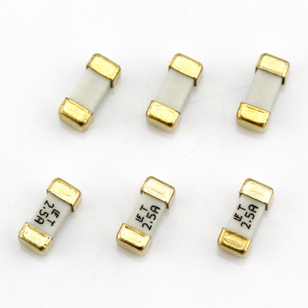 0451.160MRL 力特贴片保险丝 160mA 6.1*2.7mm熔断50A,125V =SJD