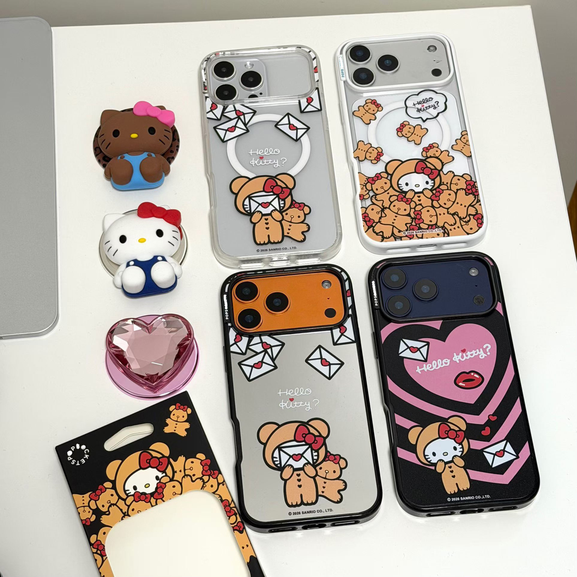 泡泡骚手机壳暖绒絮语信语漫空强磁吸苹果手机壳iphone17promax/16pro/15/14/13手机保护套防摔潮流手机壳