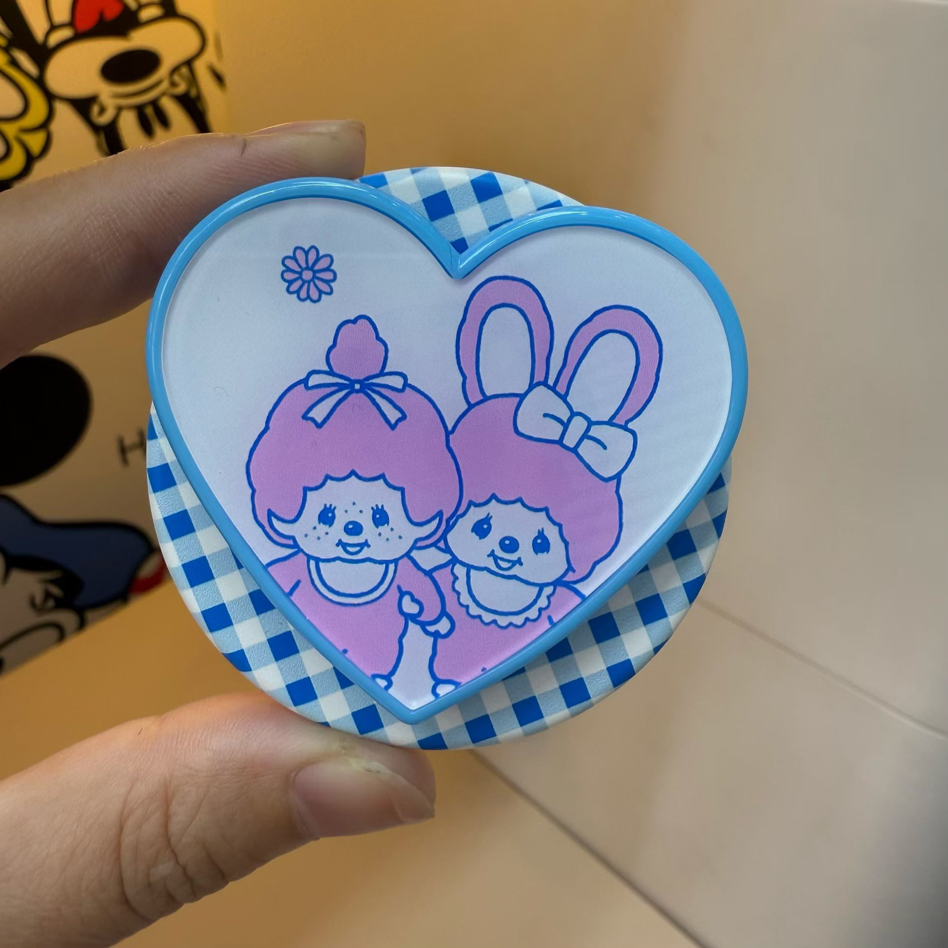 泡泡骚通用手机气囊支架啪嗒磁吸支架可伸缩适配popsockets蒙奇奇