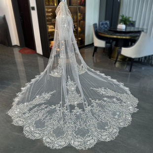 2025夏新品新娘结婚主婚纱头纱高级感重工珠绣纯手工拖尾头纱配饰