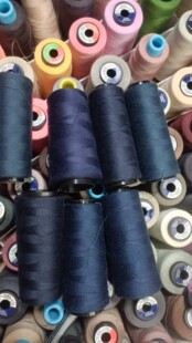 高士402缝纫线随机深蓝藏蓝藏青混色一斤16元满28包邮