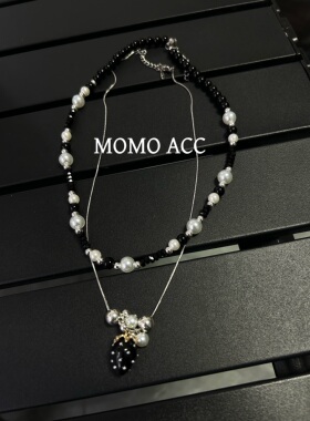 311韩国东大门新款草莓不规则黑串珠双层爱心项链冷淡风小众