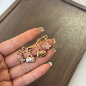 063新款 老花感微镶别针吊坠款 耳钉