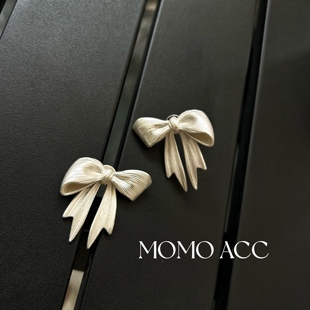 女人百搭耳钉 纹理感立体蝴蝶结洋气时尚 269爆款 法式