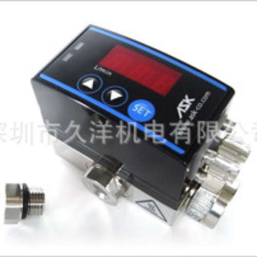 代理日本原装ASK压力表数显流量开关DFS-8-W流量计