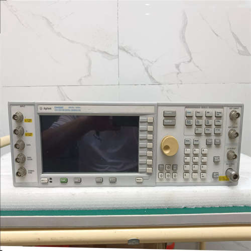 Agilent 安捷伦E4438C信号源