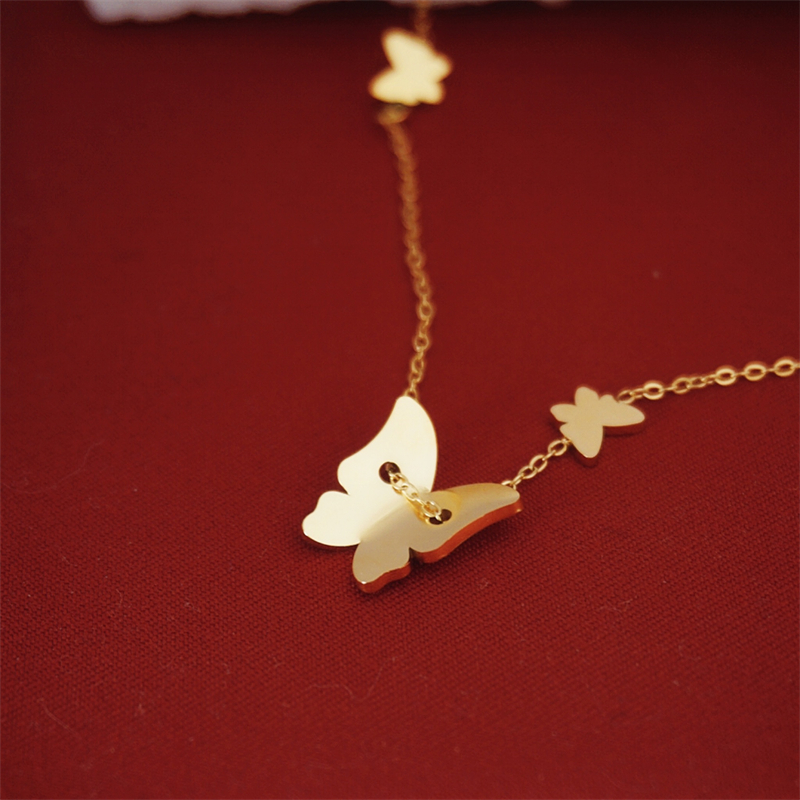 灵动甜美小蝴蝶不褪色钛钢项链女