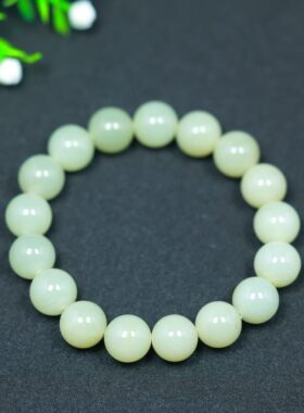 天然和田玉晴水12mm圆珠手链