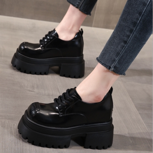 绑带厚底内增高小皮鞋女款2025年秋冬小个子高跟方头黑色休闲单鞋