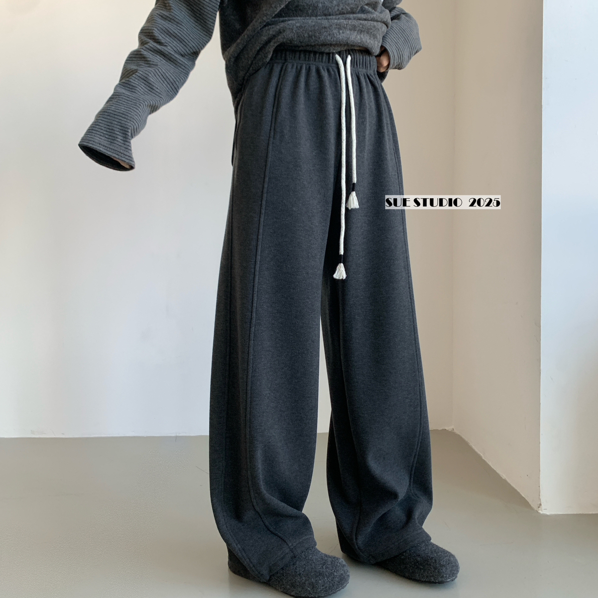 SUE STUDIO-上新韩系百搭休闲抽绳款纯色保暖加绒阔腿休闲裤81068