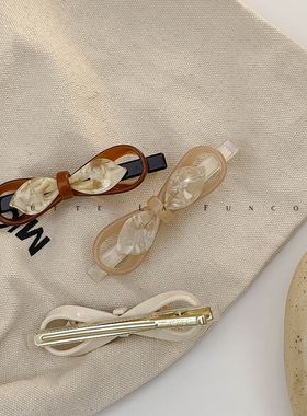 FUNCOCO｜法式碎发夹子~韩国FRANCE黑色边夹一字夹刘海夹鸭1219