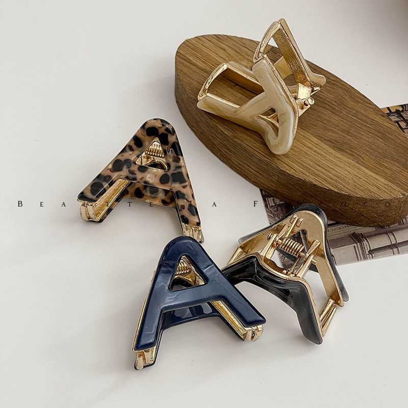 FUNCOCO字母A抓夹小号半扎发高级感鲨鱼夹后脑勺抓发夹女无痕法国,饰品/流行首饰/时尚饰品新,发饰,淘宝优惠券,粉丝福利购,淘宝优惠卷