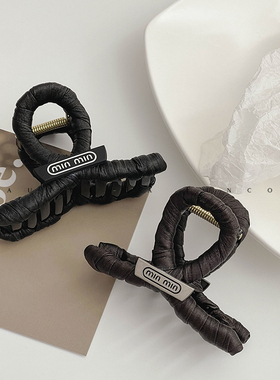 FUNCOCO｜秋冬百搭显高级~哑光皮质简约款鲨鱼夹发量少黑色抓发夹