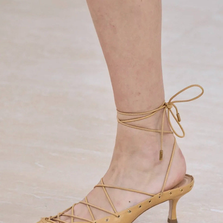 欧美外贸夏圆头交叉绑带镂空芭蕾舞凉鞋大码细跟中跟罗马半拖鞋