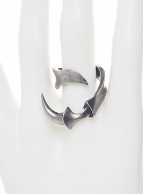 IIIMIII镀银异形爪钩戒指
