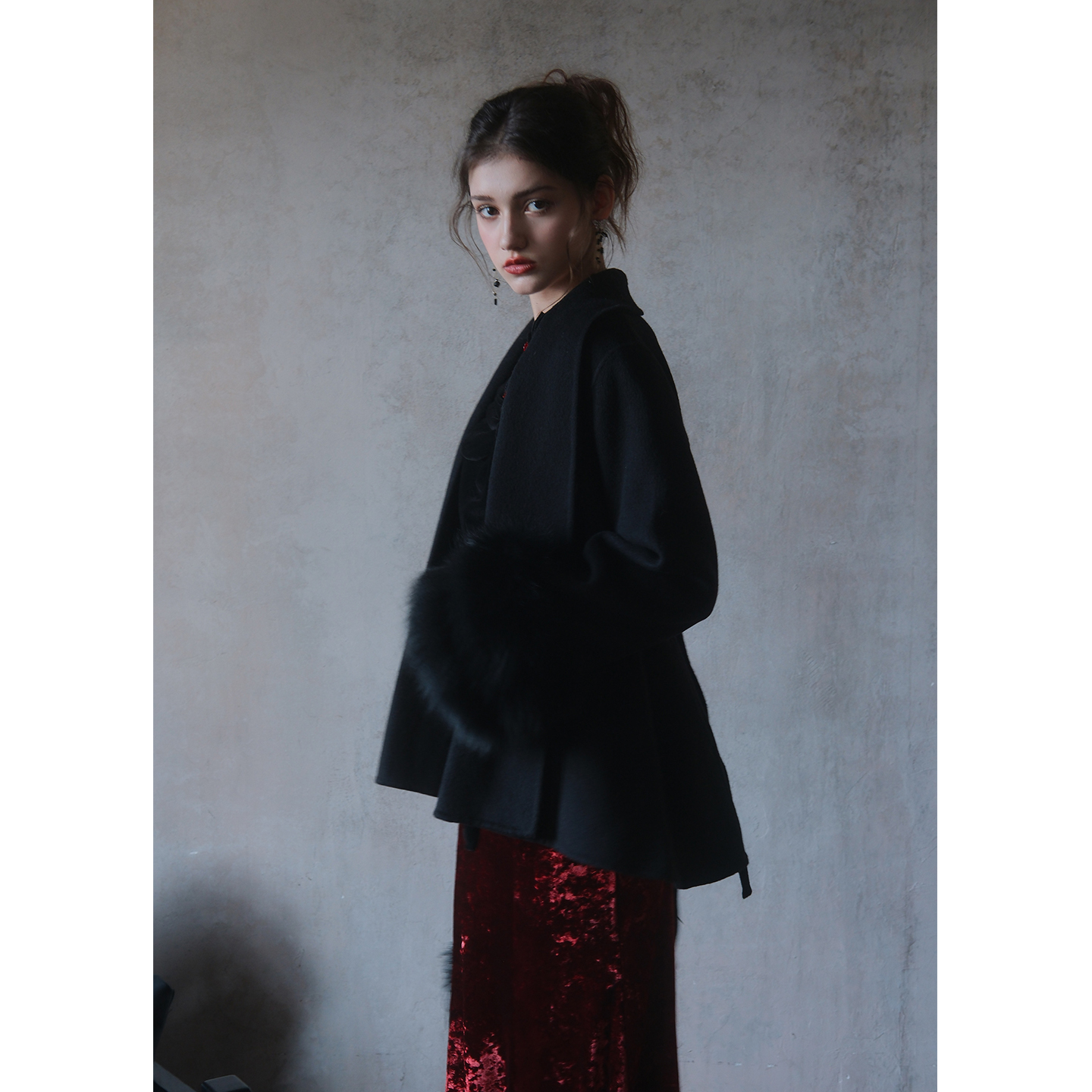 彼得潘大叔时尚气质款可拆卸袖套系带修身华丽毛呢外套