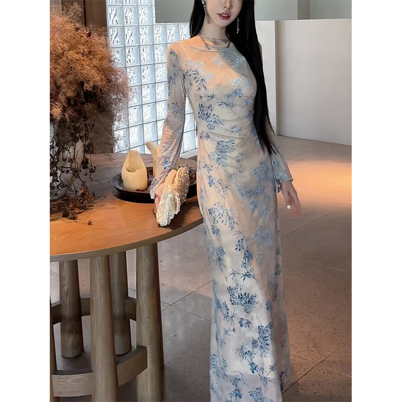 彼得潘大叔《白羽手铃》法式优雅柔软提花面料内搭吊带连衣裙套装