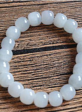 青海料佛珠冰透男女款和田玉手串