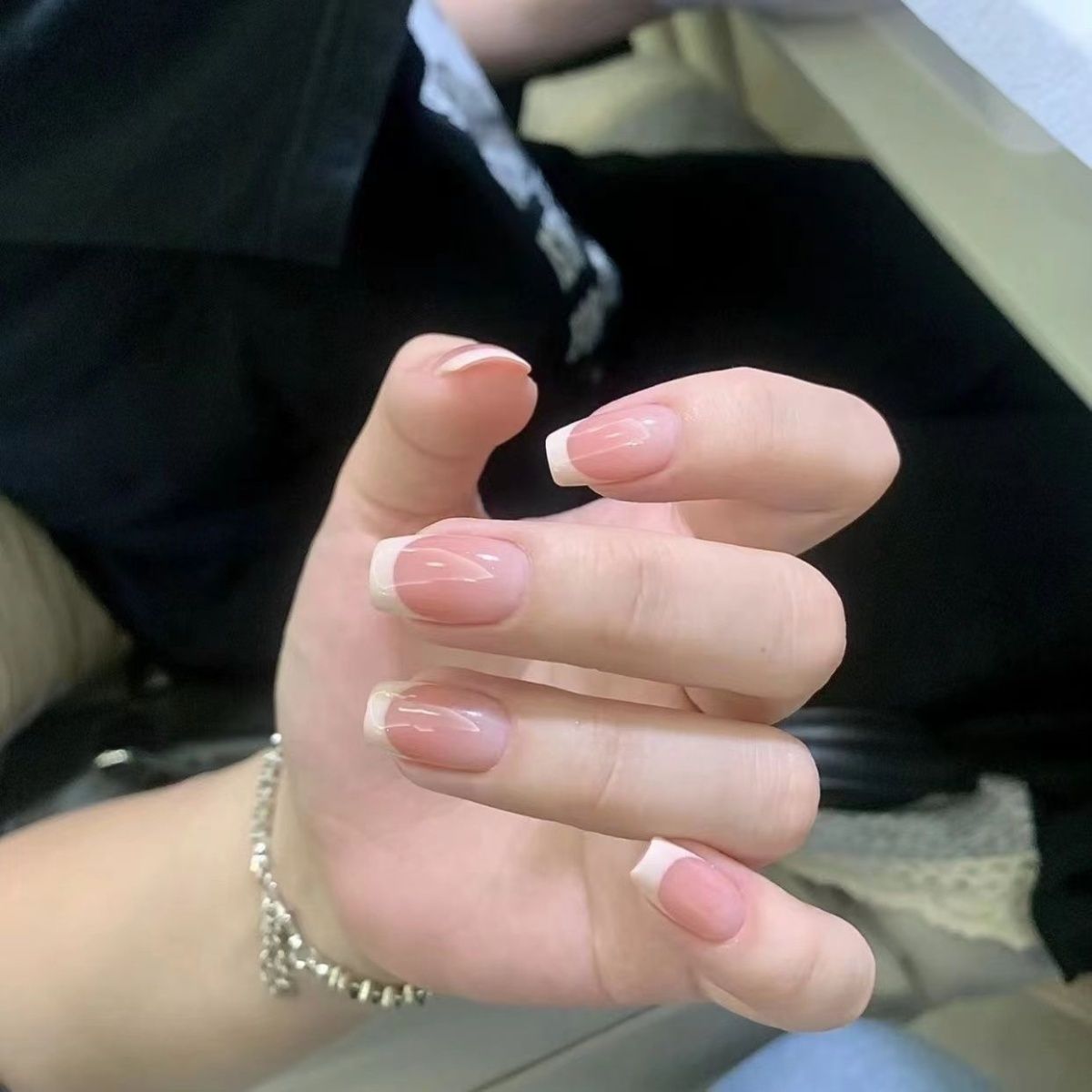 纯手工穿戴奶白法式简约i