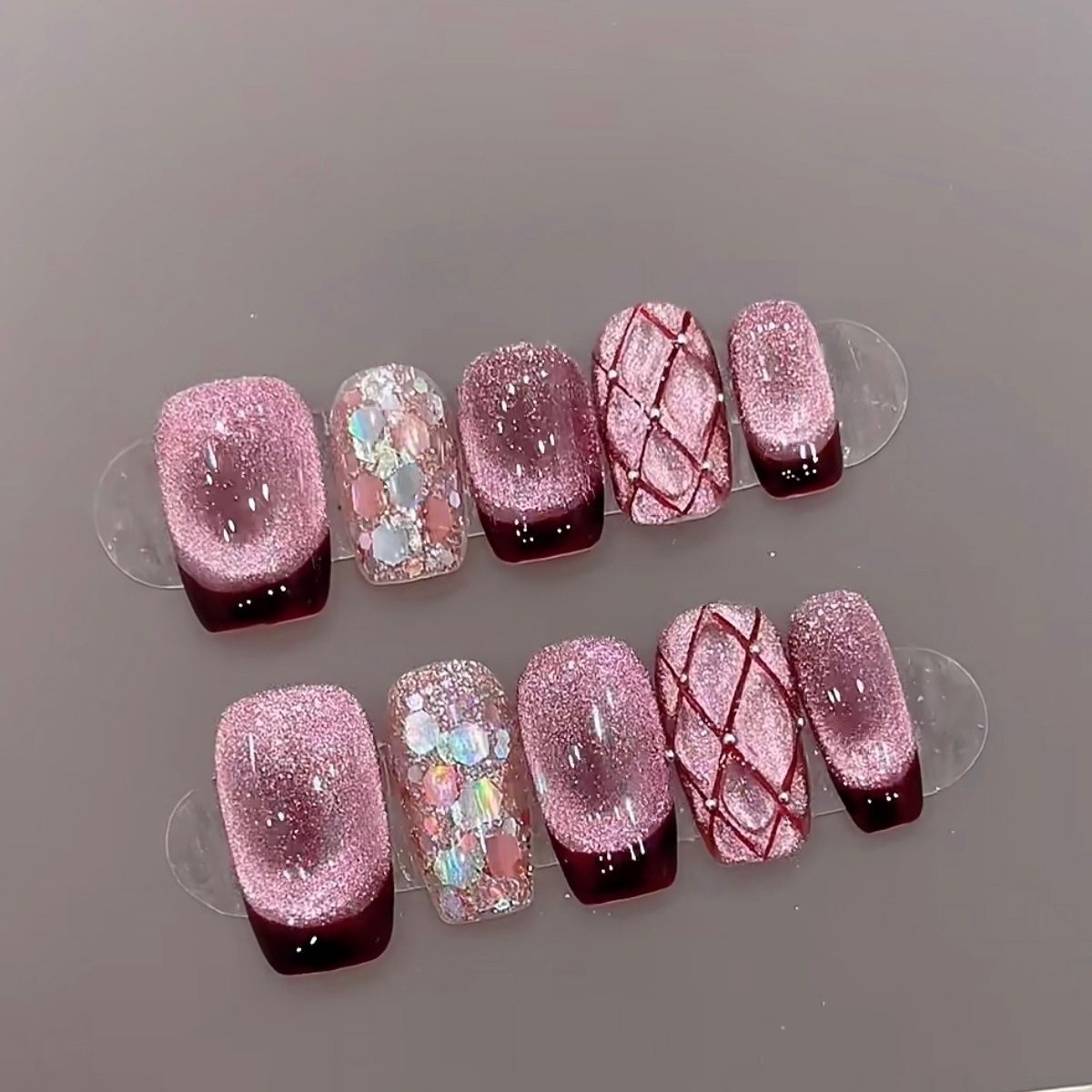 纯欲树莓显白酒红法式猫