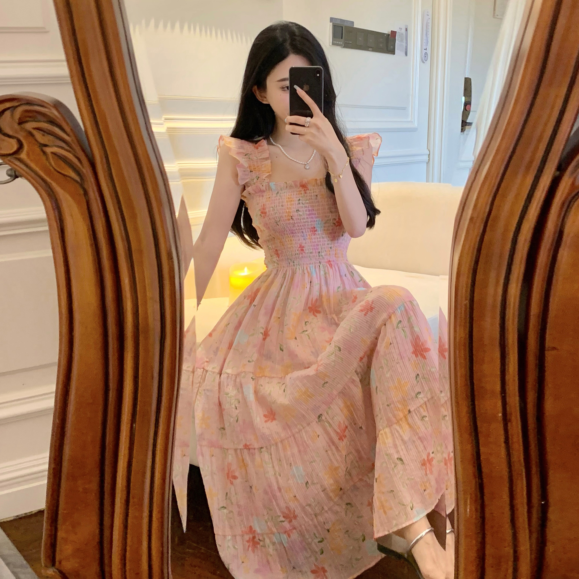 清新甜美小飞袖粉色碎花雪纺连衣裙女夏2024新款茶歇法式吊带长裙