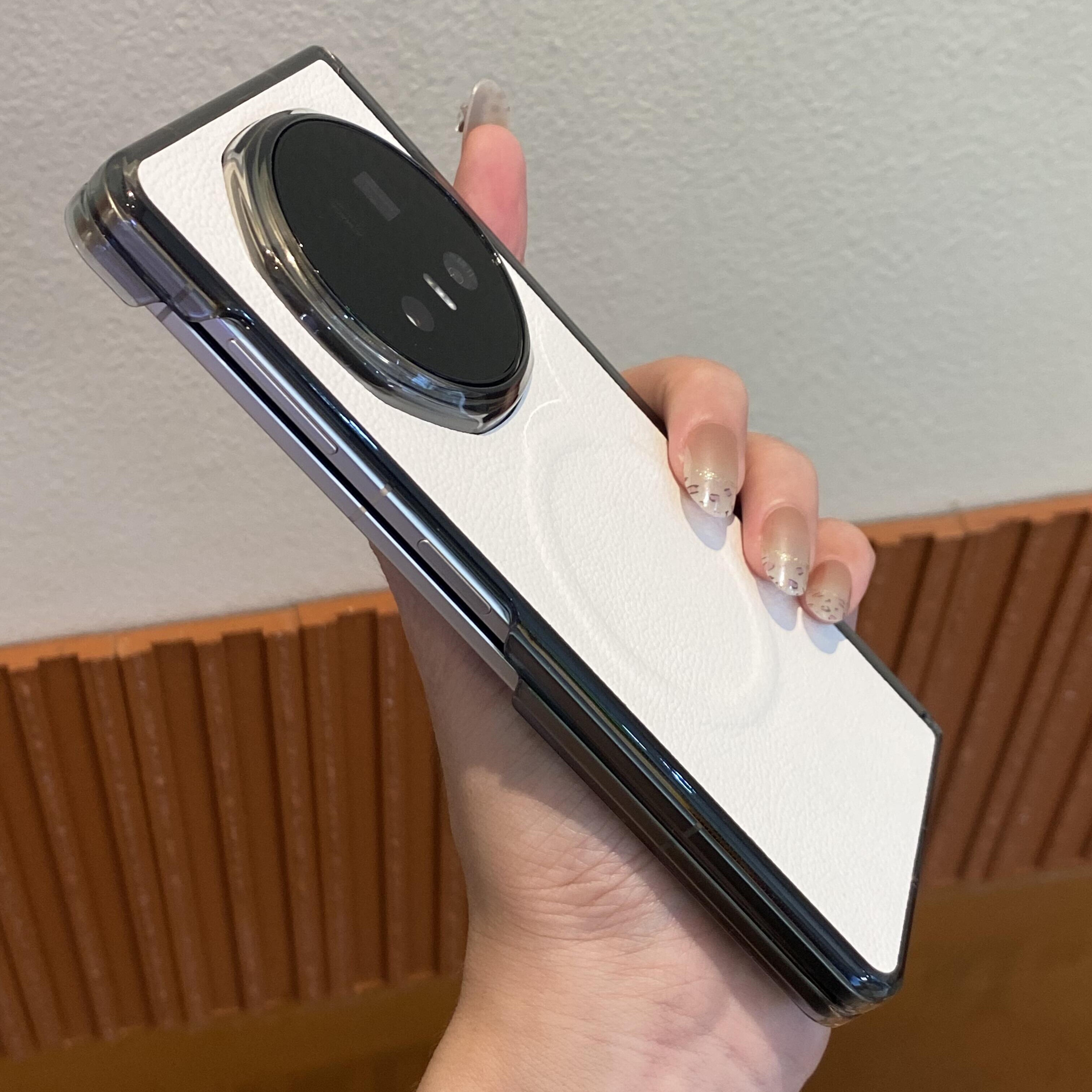 升级2.0双中轴铰链新款折叠屏适用vivoXFold5手机壳内置磁吸华为Matex6无线充电X5素皮荔枝纹高档硬壳纯白色