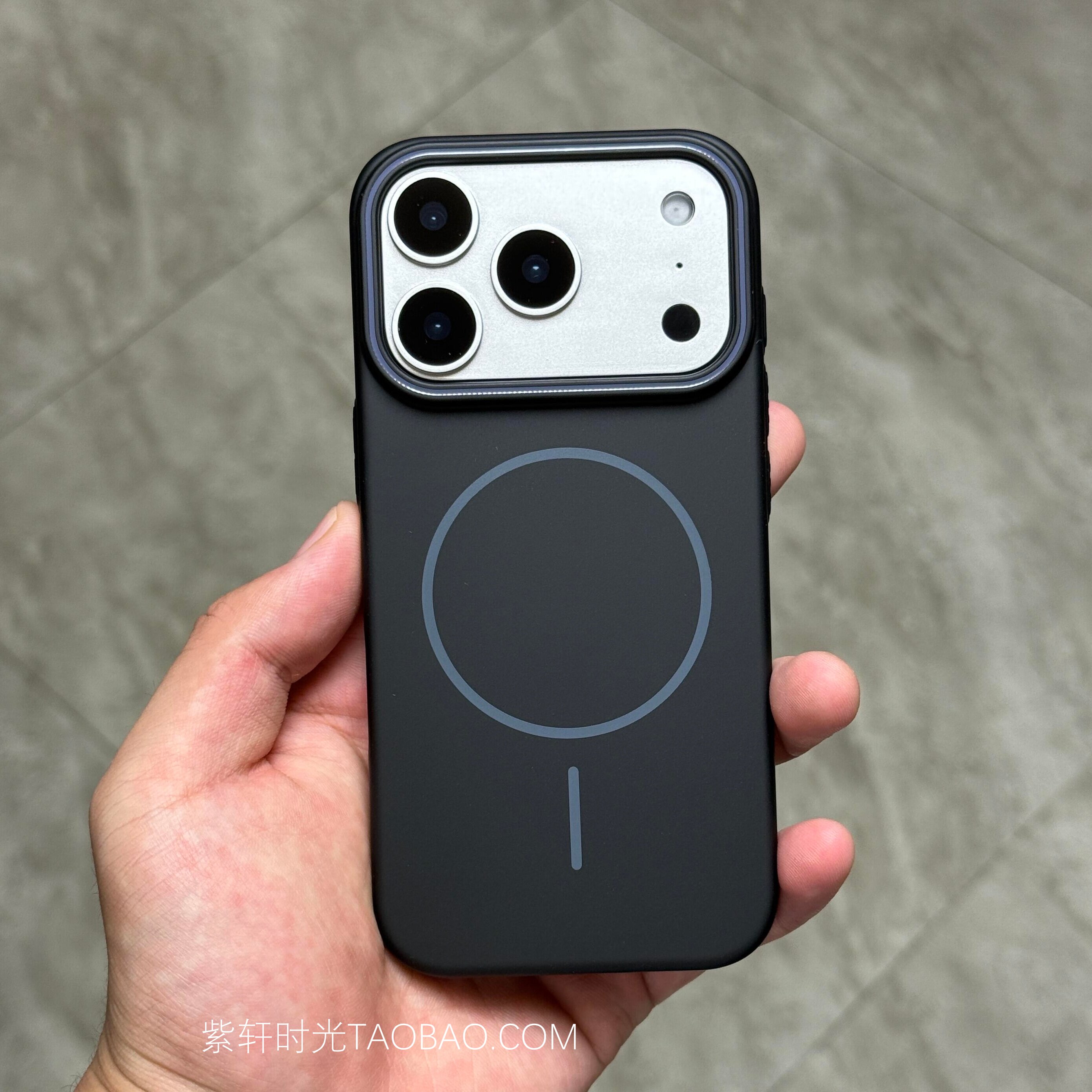 黑色磨砂肤感磁吸适用苹果17promax手机壳iPhone16promax超薄AIR硬壳15pro散热14防指纹13mini大孔12简约16e