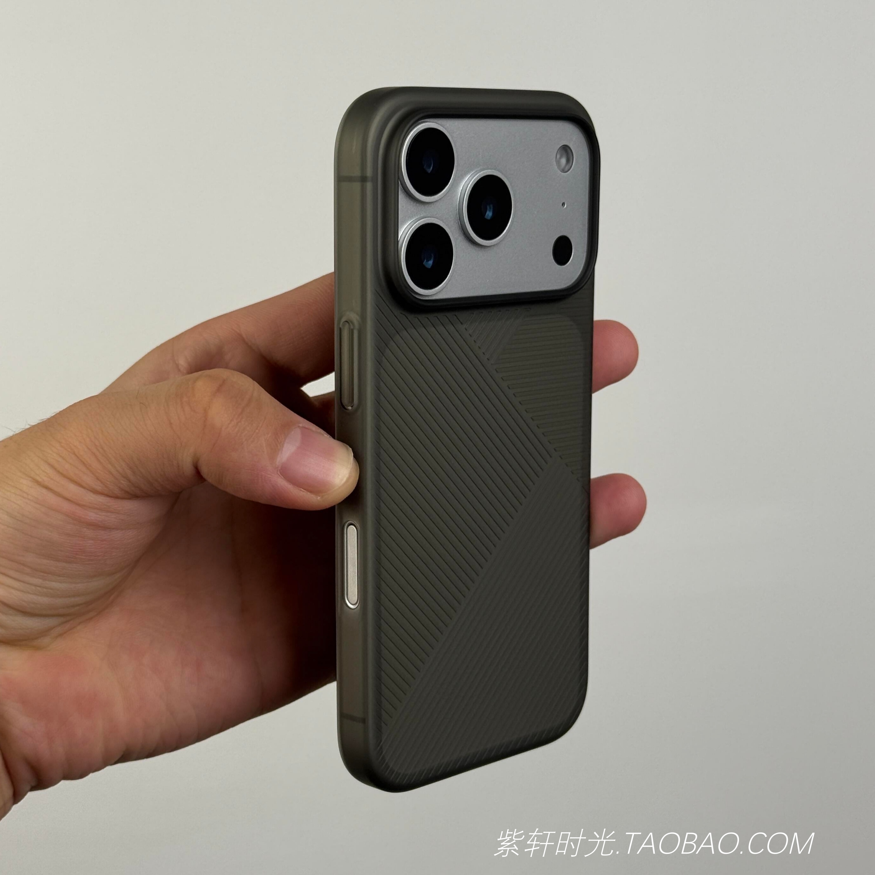 超轻薄立体几何纹适用苹果17promax手机壳iPhone16透灰色15不沾指纹14个性13小米17pro简约vivox100s三星S25+