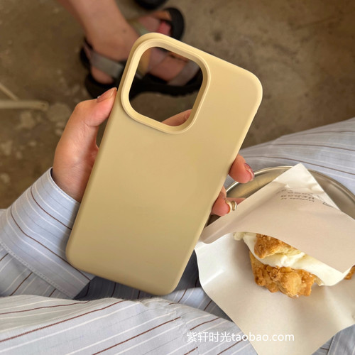 ins风杏仁奶咖色软糯液态硅胶适用苹果16promax手机壳iPhone15高级感14简约13全包12防摔秋冬超美纯色不发黄