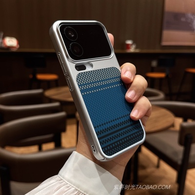 渐变蓝色凯夫拉碳纤维纹理超薄磁吸壳适用vivoX300荣耀Magic8pro手机壳oppoFindx9pro一加15超薄全包撞色硬壳
