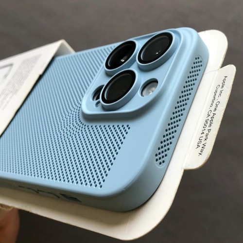 轻薄散热远峰蓝适用三星S24+/S25ultra手机壳S23+夏天S22+游戏亚克力NOTE10+浅蓝色S20FE硬壳透气孔