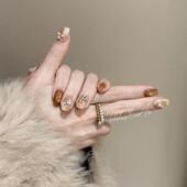 华丽转身金色镶钻珍珠爆闪奢华美甲高品质重工纯手工穿戴甲女神