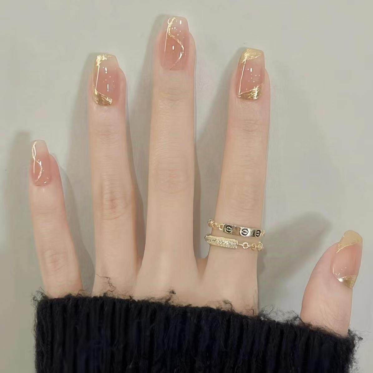 月光香槟魔镜粉纯欲高级感美甲裸色简约纯手工穿戴式流行色方头,彩妆/香水/美妆工具,穿戴甲/甲片,淘宝优惠券,粉丝福利购,淘宝优惠卷