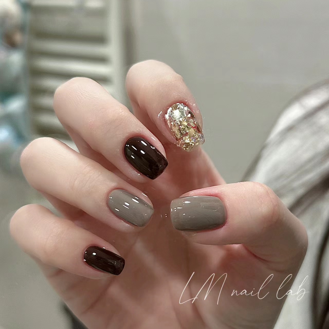 丝滑卡其跳色亮片纯手工穿戴美甲