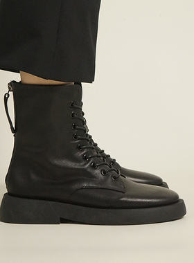 17号的下午 | 可盐可甜面包靴 宽胖脚友好 黑色厚底马丁靴女短靴