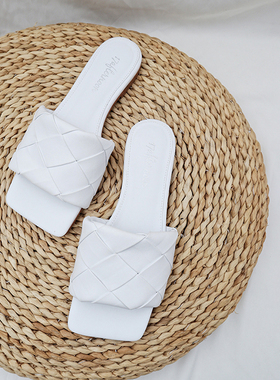 【36 码断码福利】白色 清爽方头编织一字拖平底拖鞋外穿女