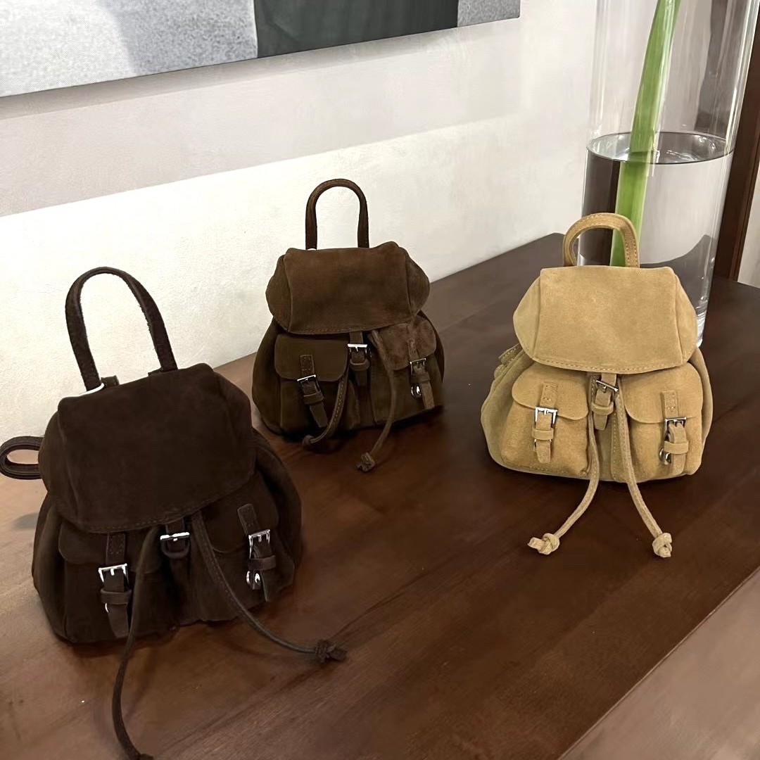 高级感麂皮磨砂双肩包牛皮小背包小众设计感单肩手提包时尚女包潮