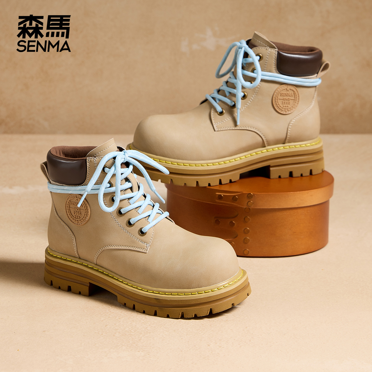 森马厚底马丁靴女生短靴