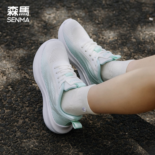森马运动鞋女2025夏季薄款透气网面跑步减震软底防臭设计感休闲鞋