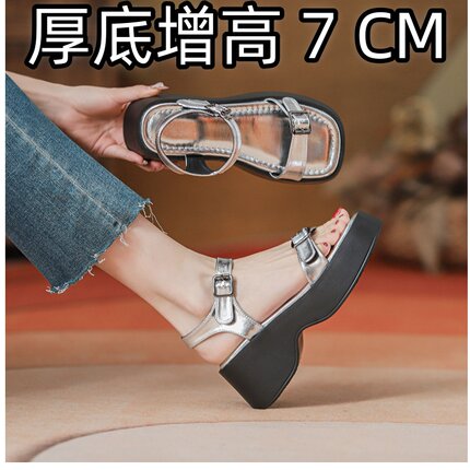 银色厚底凉鞋女夏外穿2026新款小个子一字扣罗马鞋露趾小码33凉拖