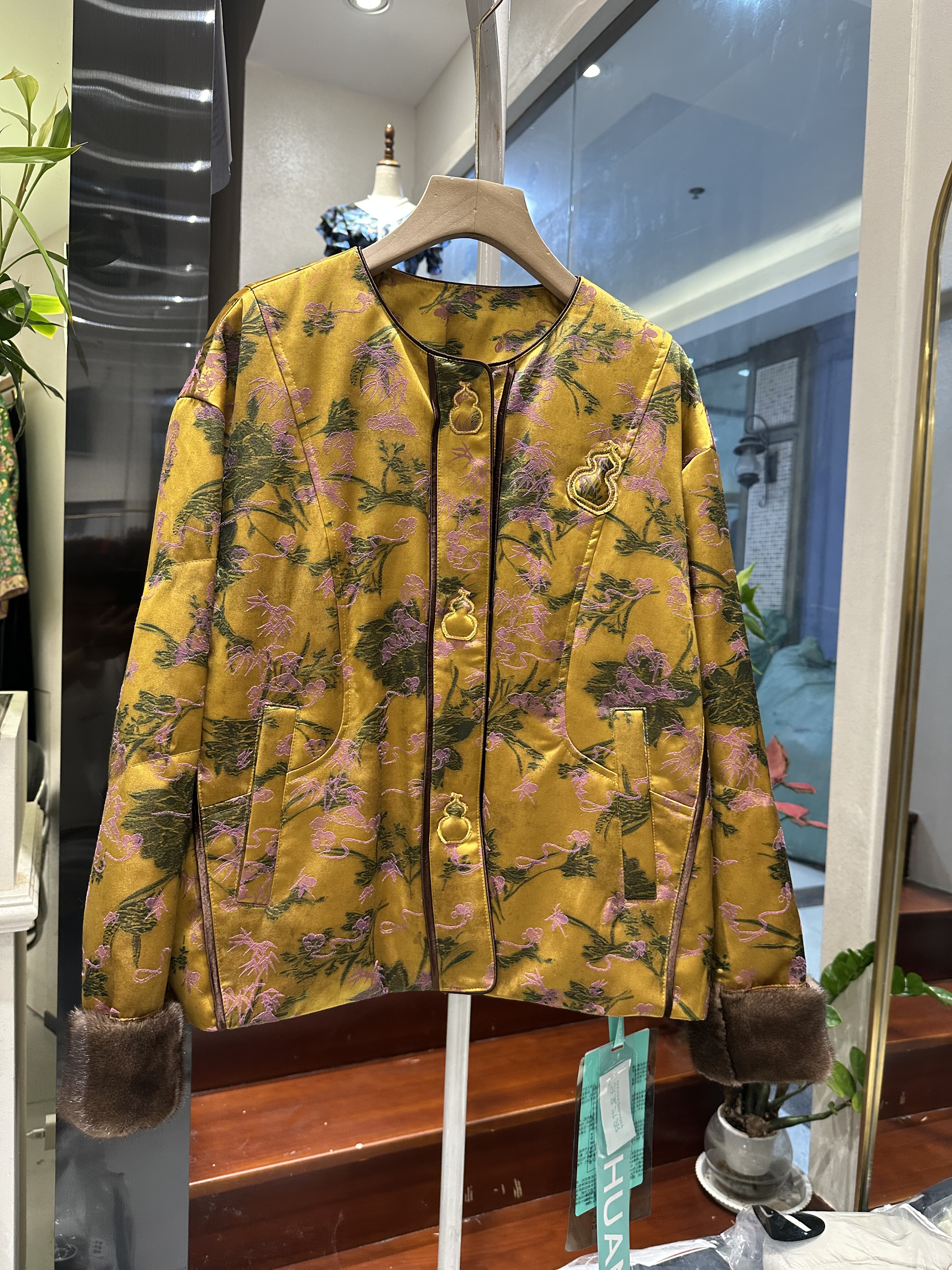 海宁水貂毛皮草外套女鹅绒羽绒服2025新款气质复古依代皇妃2590