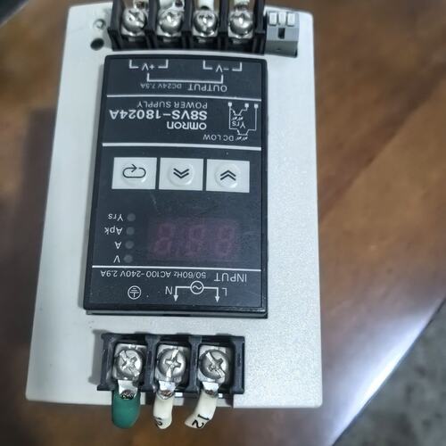 议价-欧姆龙开关电源S8VS-18024A，，输24V 7可维修
