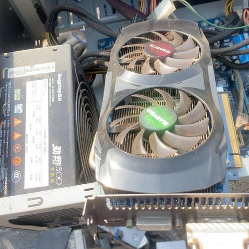 议价-技嘉GV-N4600C-1GI显卡1G显存双风扇色还可维修