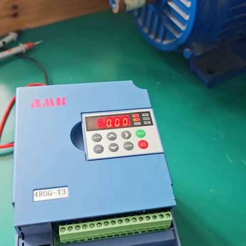 议价-安邦信变频器4KW，AMB582-4R0G-T3，看看图可维修